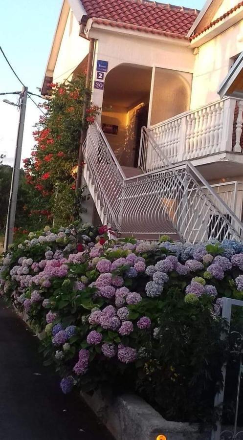 Apartment Sukošan Exterior foto